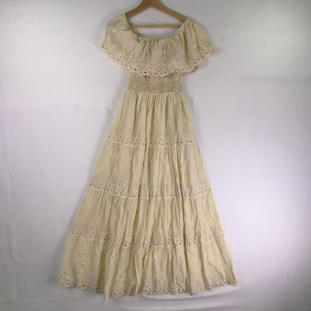 Solitaire Eyelet Maxi Dress